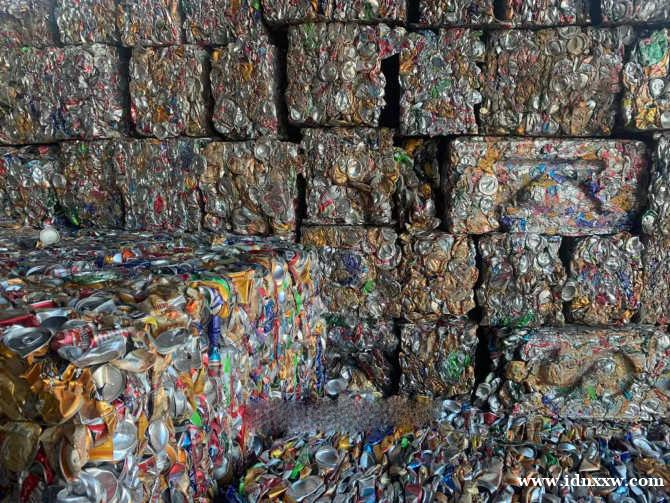 印尼铝锭每月两千吨 ，有没有收购的 ？