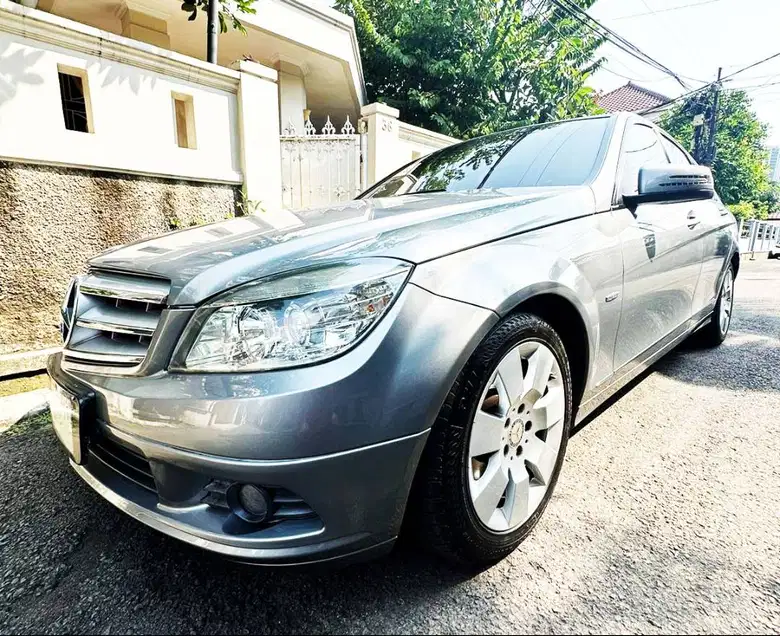 梅赛德斯-奔驰 C200