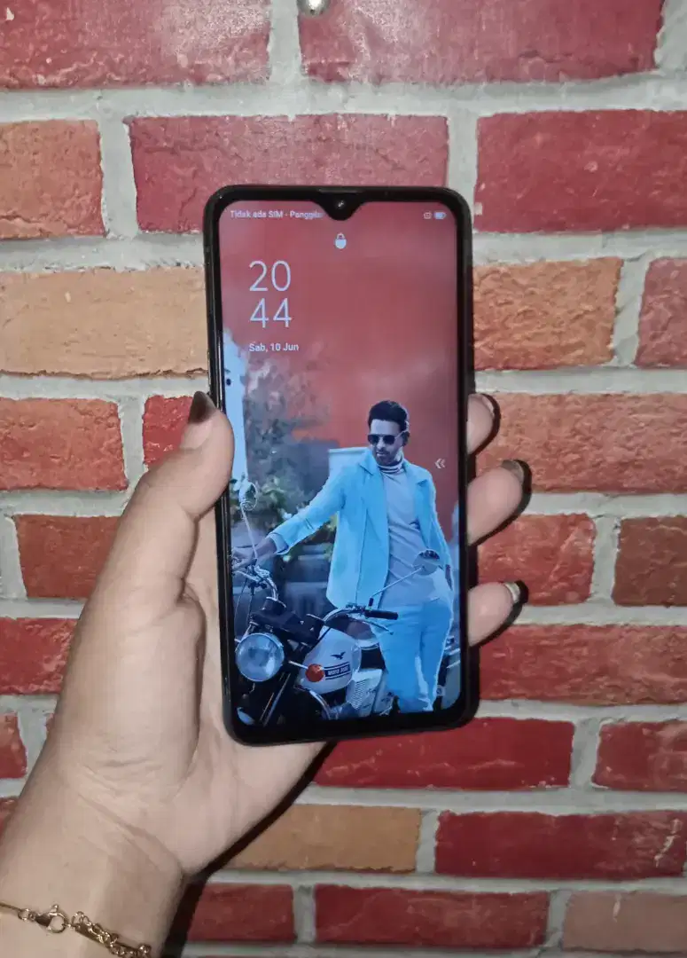 OPPO f9 ram 4/64！.