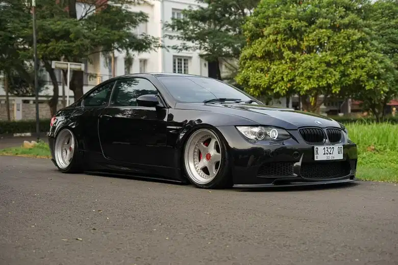 宝马 330i （2010）
