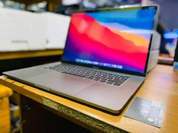 MacBook Pro 2018 Touchbar Core
