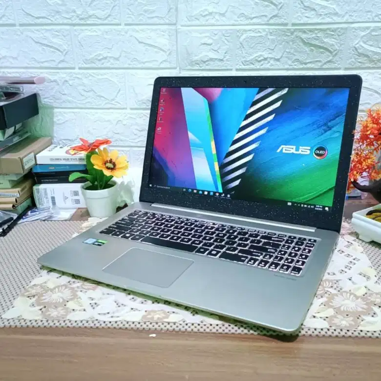 华硕 Vivobook Pro 酷睿 i7 内存 8GB 固