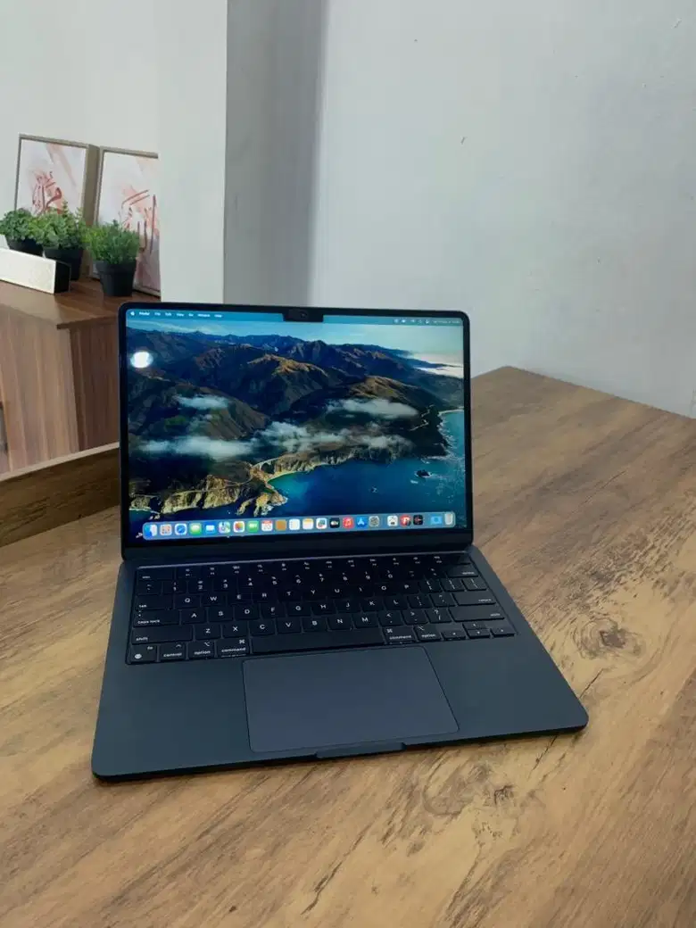 Macbook Air M2 2020午夜彩色13英寸8GB