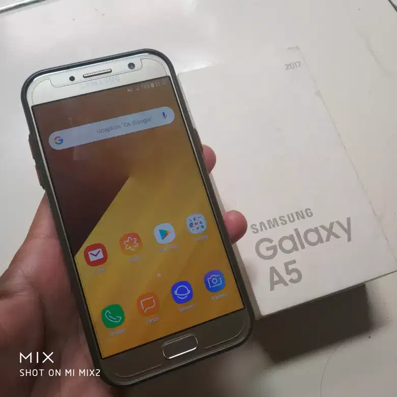 三星 A5 内存 3GB / 32GB双卡双卡网络4G +A