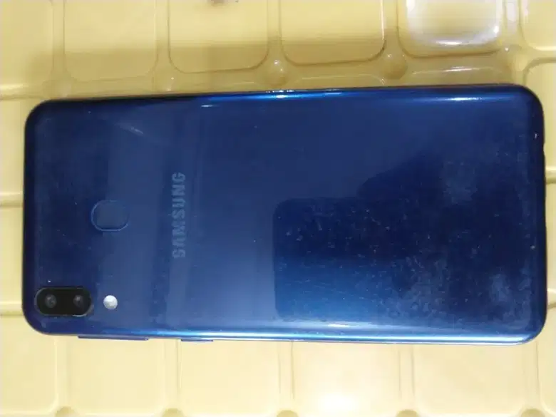 三星 M20 内置 32GB