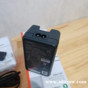 第二台快速充电器 NP-BX2 / 二手索尼 ZV 1 原装