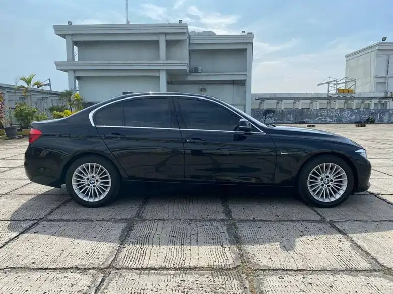 宝马 320i （2018）