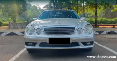 梅赛德斯-奔驰 E240 （2004）