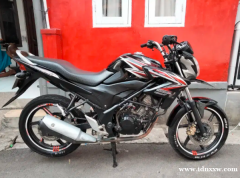 本田 CB150R gress 不减号 2013 光滑