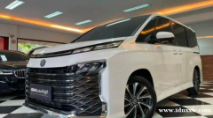 丰田 Voxy （2023）