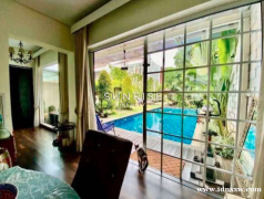 美丽的豪宅出售在Duren Tiga Pancoran，雅加